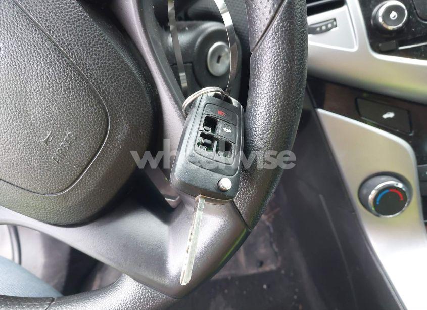 Photo 11 of 2016 Chevrolet Cruze LIMITED 1LT AUTO (VIN 1G1PE5SB7G7196573)