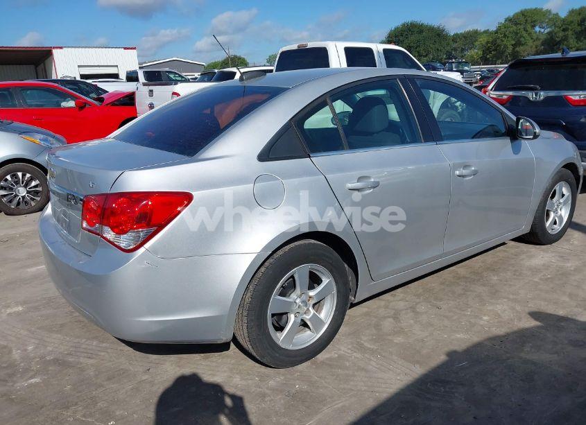 Photo 4 of 2016 Chevrolet Cruze LIMITED 1LT AUTO (VIN 1G1PE5SB7G7208236)