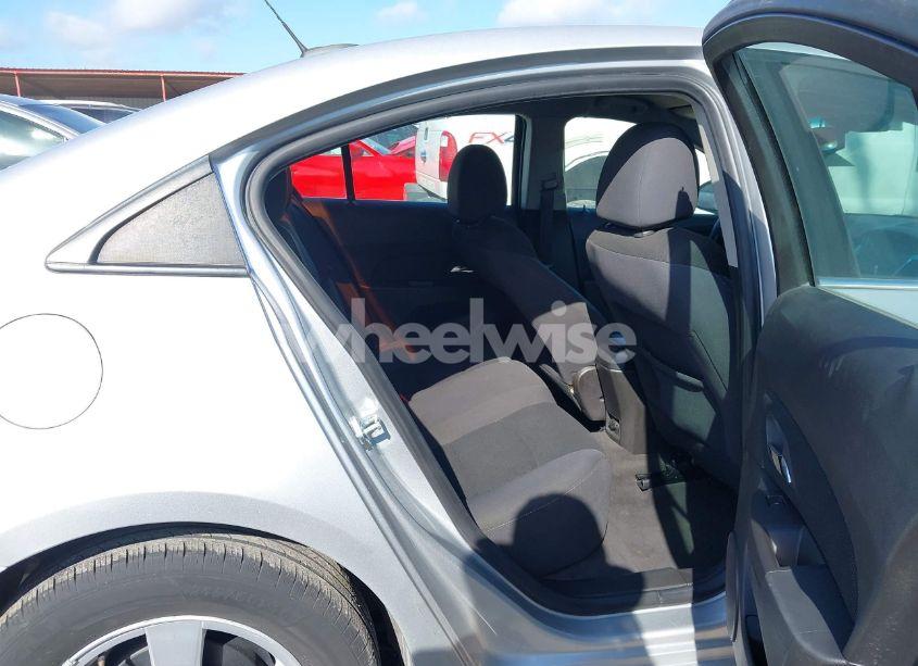 Photo 8 of 2016 Chevrolet Cruze LIMITED 1LT AUTO (VIN 1G1PE5SB7G7208236)