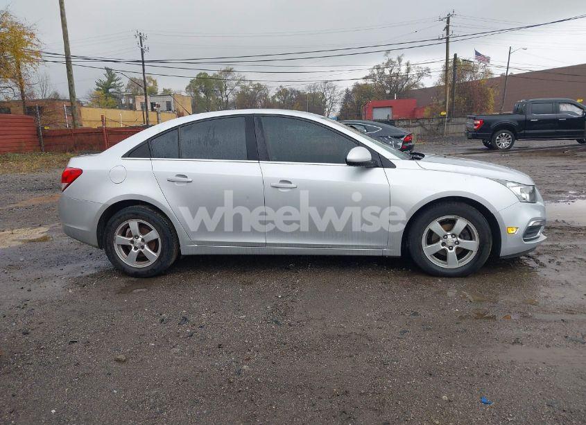 Photo 13 of 2016 Chevrolet Cruze LIMITED 1LT AUTO (VIN 1G1PE5SB7G7220936)