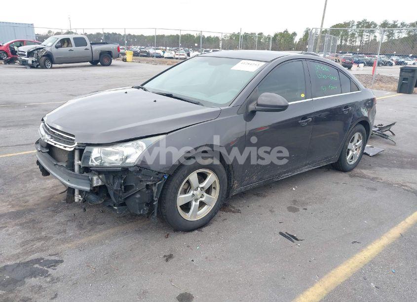 Photo 2 of 2016 Chevrolet Cruze LIMITED 1LT AUTO (VIN 1G1PE5SB7G7228390)