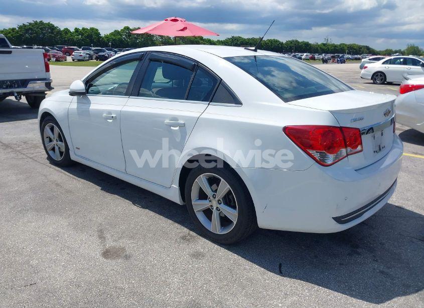Photo 3 of 2013 Chevrolet Cruze 2LT AUTO (VIN 1G1PE5SB8D7227521)