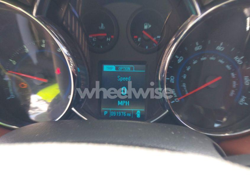 Photo 7 of 2013 Chevrolet Cruze 2LT AUTO (VIN 1G1PE5SB8D7227521)