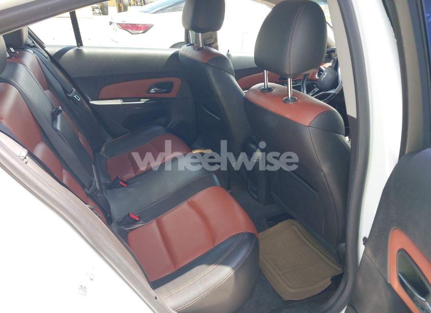 Photo 8 of 2013 Chevrolet Cruze 2LT AUTO (VIN 1G1PE5SB8D7227521)