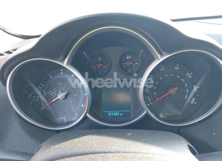 Photo 7 of 2013 Chevrolet Cruze 2LT AUTO (VIN 1G1PE5SB8D7268473)