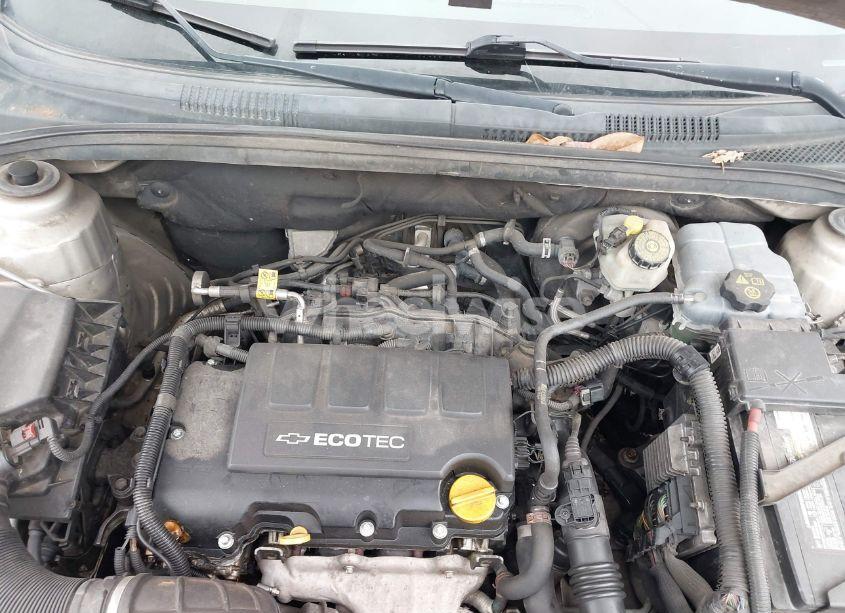 Photo 10 of 2013 Chevrolet Cruze 2LT AUTO (VIN 1G1PE5SB8D7270546)