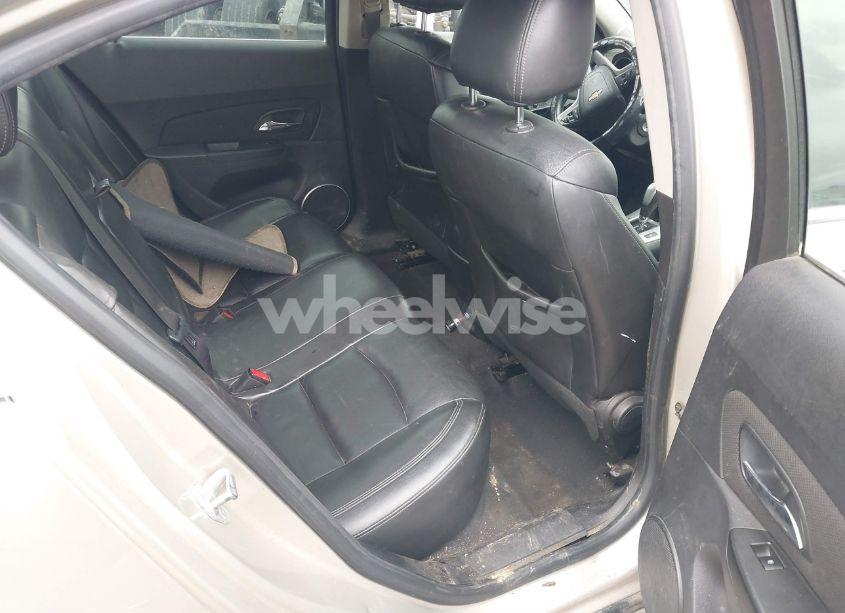 Photo 8 of 2013 Chevrolet Cruze 2LT AUTO (VIN 1G1PE5SB8D7270546)