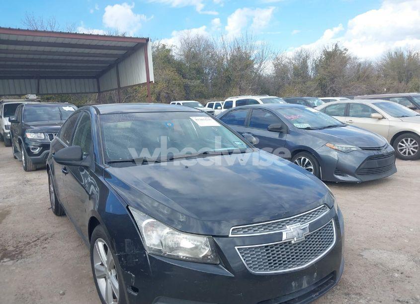 2014 Chevrolet Cruze 2LT AUTO (VIN 1G1PE5SB8E7209294) main photo