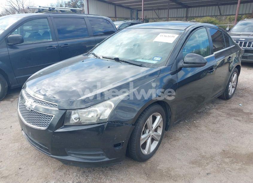 Photo 2 of 2014 Chevrolet Cruze 2LT AUTO (VIN 1G1PE5SB8E7209294)