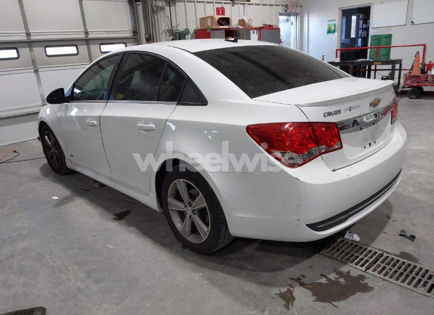 Photo 3 of 2014 Chevrolet Cruze 2LT AUTO (VIN 1G1PE5SB8E7278440)