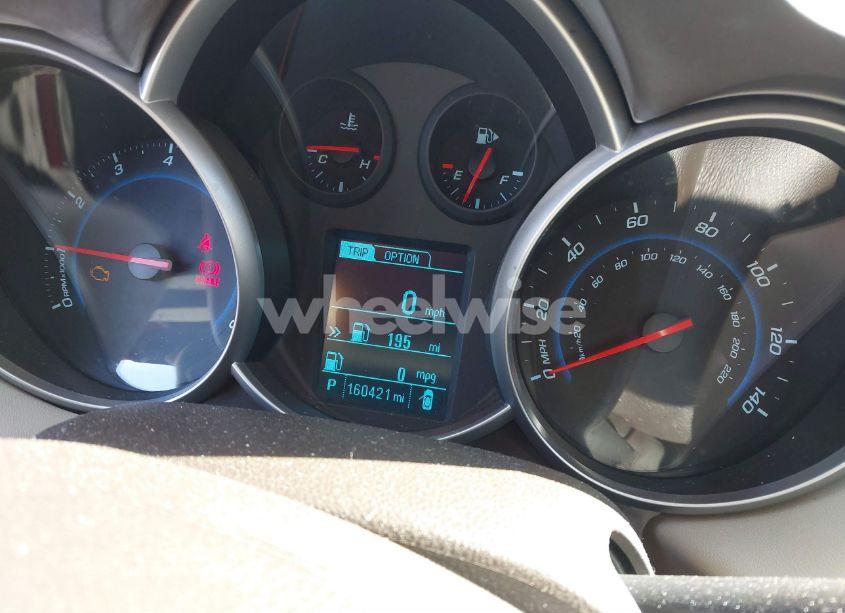 Photo 7 of 2014 Chevrolet Cruze 2LT AUTO (VIN 1G1PE5SB8E7303448)