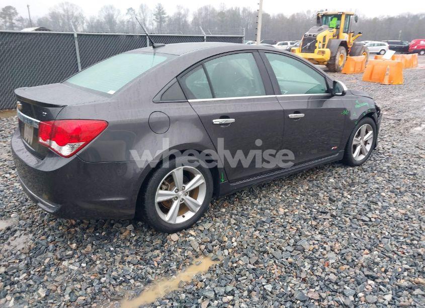 Photo 4 of 2014 Chevrolet Cruze 2LT AUTO (VIN 1G1PE5SB8E7316555)