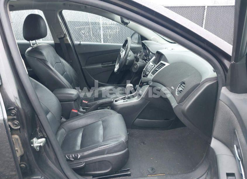 Photo 5 of 2014 Chevrolet Cruze 2LT AUTO (VIN 1G1PE5SB8E7316555)