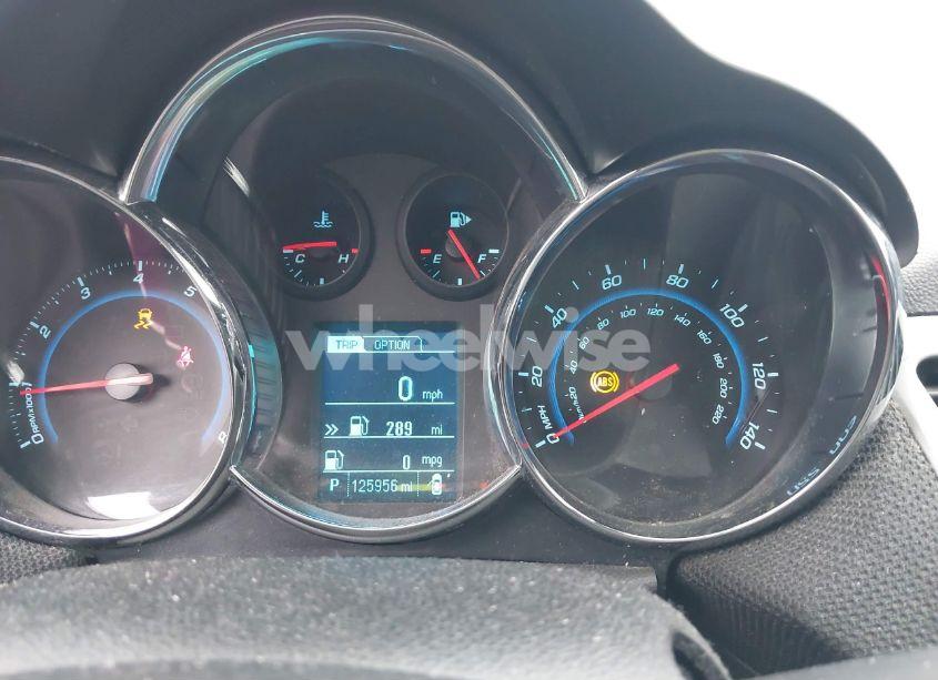 Photo 7 of 2014 Chevrolet Cruze 2LT AUTO (VIN 1G1PE5SB8E7316555)