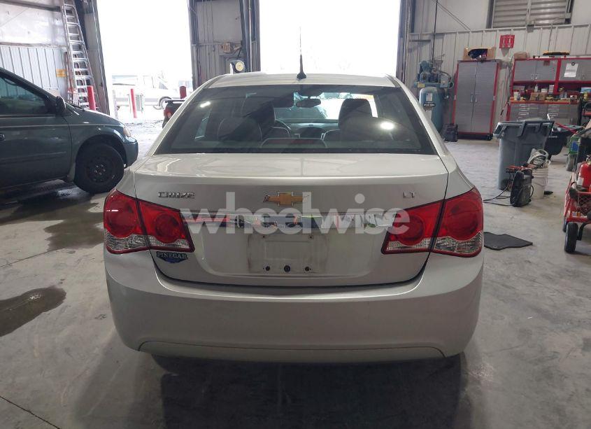 Photo 16 of 2014 Chevrolet Cruze 2LT AUTO (VIN 1G1PE5SB8E7328379)