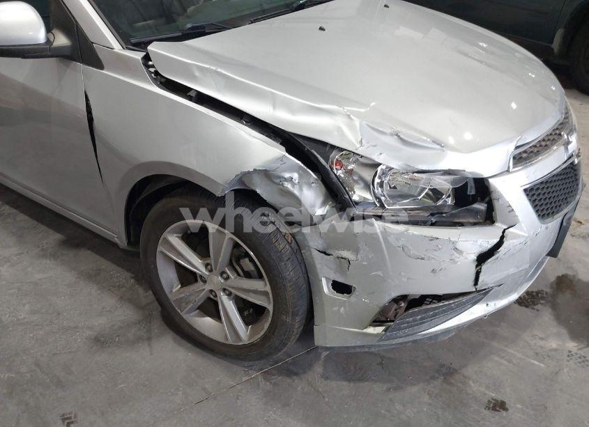 Photo 6 of 2014 Chevrolet Cruze 2LT AUTO (VIN 1G1PE5SB8E7328379)