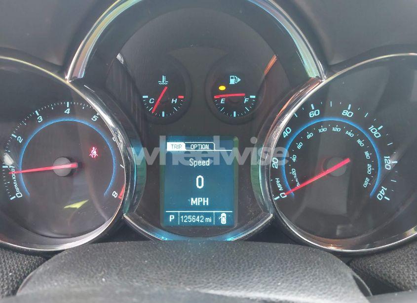 Photo 7 of 2014 Chevrolet Cruze 2LT AUTO (VIN 1G1PE5SB8E7342573)