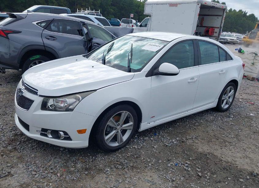 Photo 2 of 2014 Chevrolet Cruze 2LT AUTO (VIN 1G1PE5SB8E7377971)