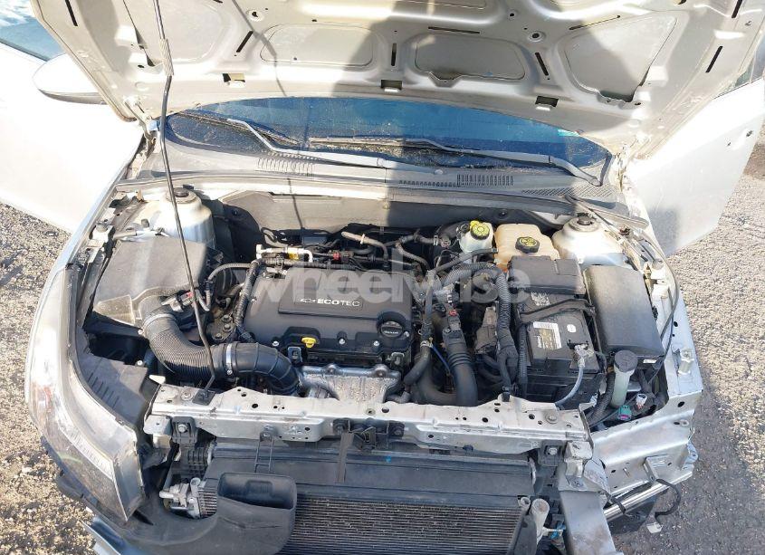 Photo 10 of 2014 Chevrolet Cruze 2LT AUTO (VIN 1G1PE5SB8E7384998)