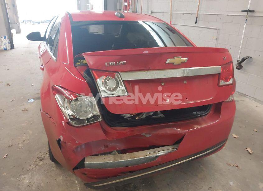 Photo 6 of 2015 Chevrolet Cruze 2LT AUTO (VIN 1G1PE5SB8F7108094)