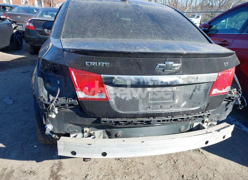 Photo 6 of 2015 Chevrolet Cruze 2LT AUTO (VIN 1G1PE5SB8F7113585)