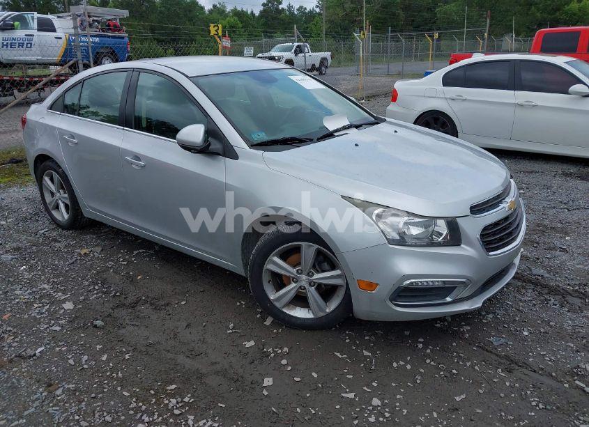 2015 Chevrolet Cruze LT (VIN 1G1PE5SB8F7141659) main photo