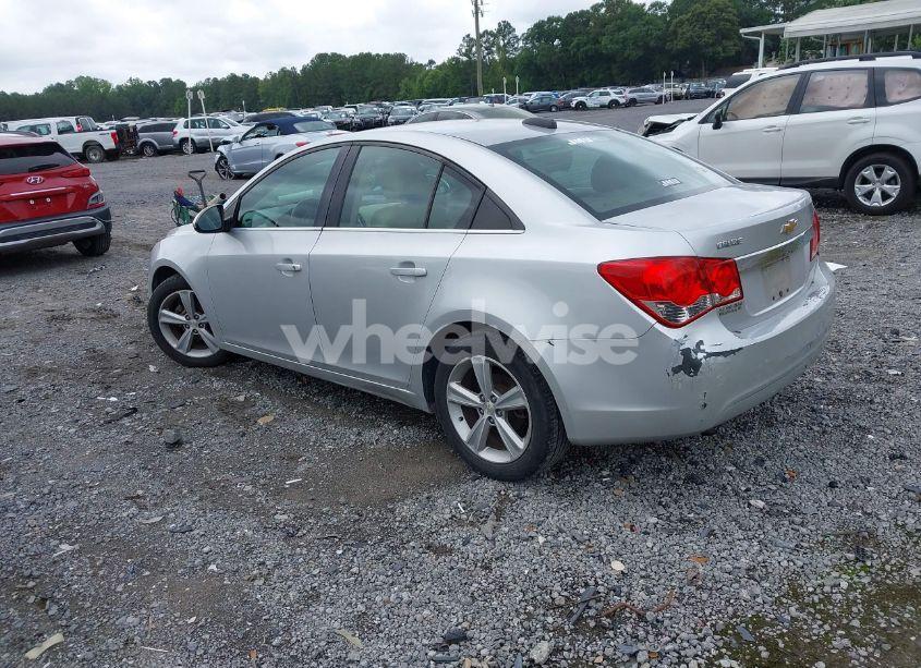 Photo 3 of 2015 Chevrolet Cruze LT (VIN 1G1PE5SB8F7141659)