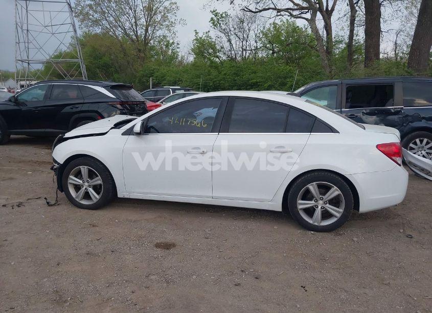 Photo 15 of 2015 Chevrolet Cruze 2LT AUTO (VIN 1G1PE5SB8F7152600)