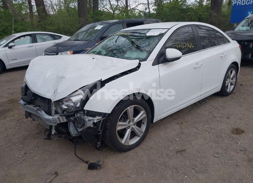 Photo 6 of 2015 Chevrolet Cruze 2LT AUTO (VIN 1G1PE5SB8F7152600)