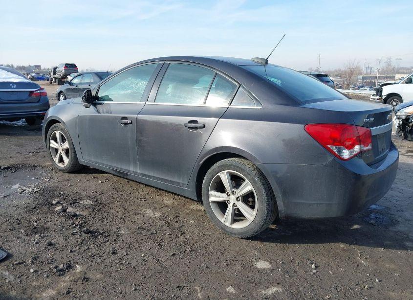 Photo 3 of 2015 Chevrolet Cruze 2LT AUTO (VIN 1G1PE5SB8F7231622)