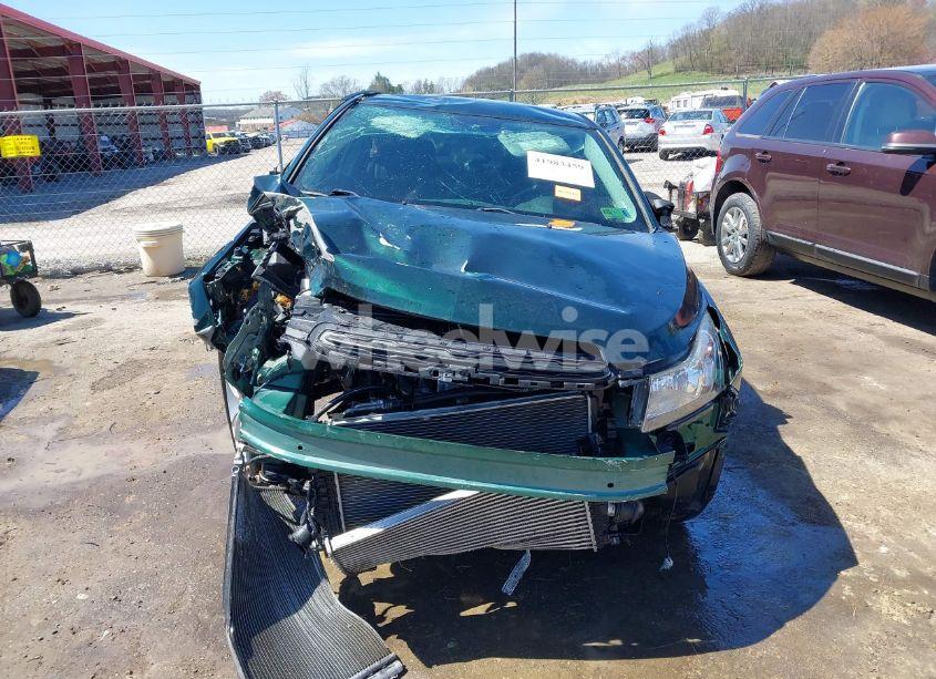 Photo 13 of 2015 Chevrolet Cruze 2LT AUTO (VIN 1G1PE5SB8F7256830)
