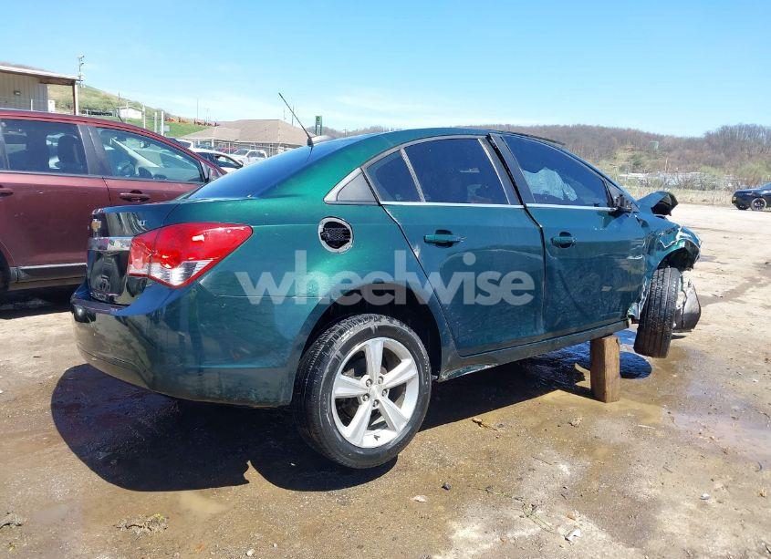 Photo 4 of 2015 Chevrolet Cruze 2LT AUTO (VIN 1G1PE5SB8F7256830)