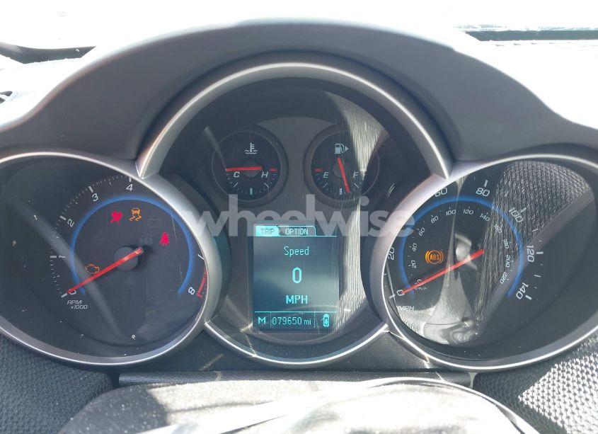 Photo 7 of 2015 Chevrolet Cruze 2LT AUTO (VIN 1G1PE5SB8F7256830)