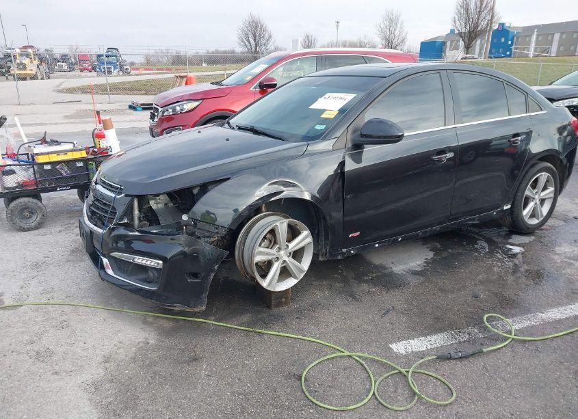 Photo 2 of 2015 Chevrolet Cruze 2LT AUTO (VIN 1G1PE5SB8F7292629)