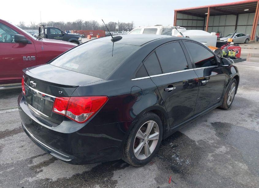 Photo 4 of 2015 Chevrolet Cruze 2LT AUTO (VIN 1G1PE5SB8F7292629)