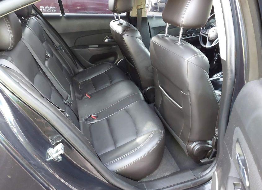 Photo 8 of 2015 Chevrolet Cruze 2LT AUTO (VIN 1G1PE5SB8F7292629)