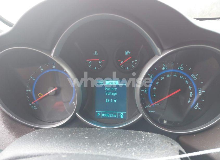 Photo 7 of 2015 Chevrolet Cruze 2LT AUTO (VIN 1G1PE5SB8F7293926)