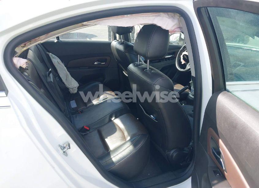 Photo 8 of 2015 Chevrolet Cruze 2LT AUTO (VIN 1G1PE5SB8F7293957)