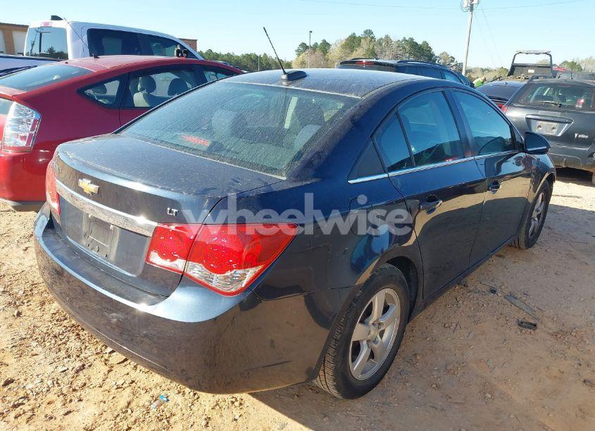 Photo 4 of 2016 Chevrolet Cruze LIMITED 1LT AUTO (VIN 1G1PE5SB8G7101633)