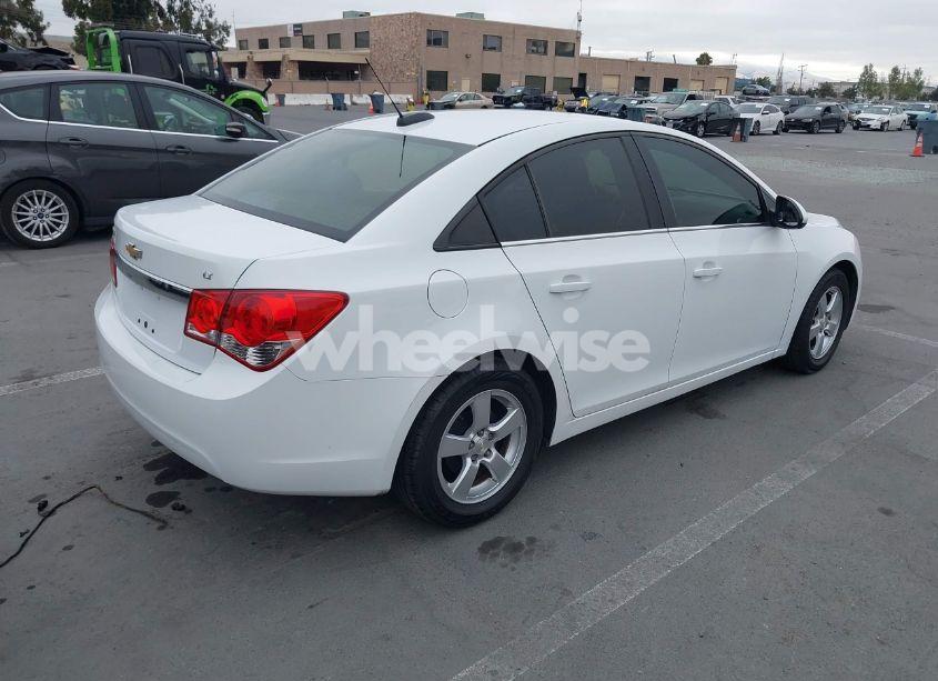 Photo 4 of 2016 Chevrolet Cruze LIMITED 1LT AUTO (VIN 1G1PE5SB8G7111059)