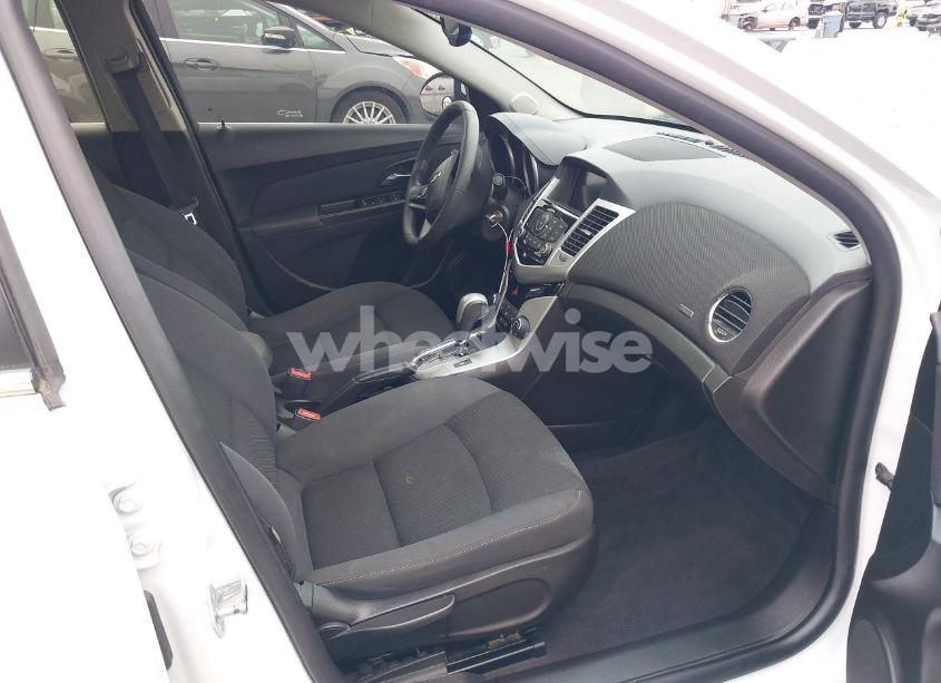 Photo 5 of 2016 Chevrolet Cruze LIMITED 1LT AUTO (VIN 1G1PE5SB8G7111059)