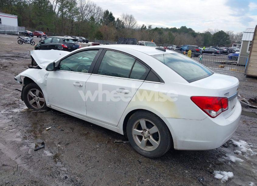 Photo 3 of 2016 Chevrolet Cruze LIMITED 1LT AUTO (VIN 1G1PE5SB8G7116794)