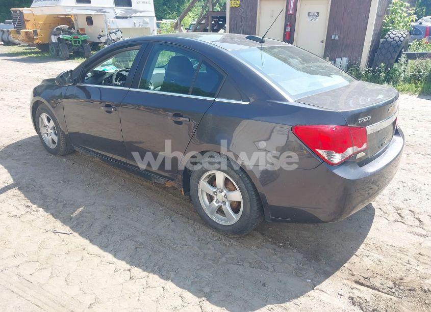 Photo 3 of 2016 Chevrolet Cruze LIMITED 1LT AUTO (VIN 1G1PE5SB8G7125494)