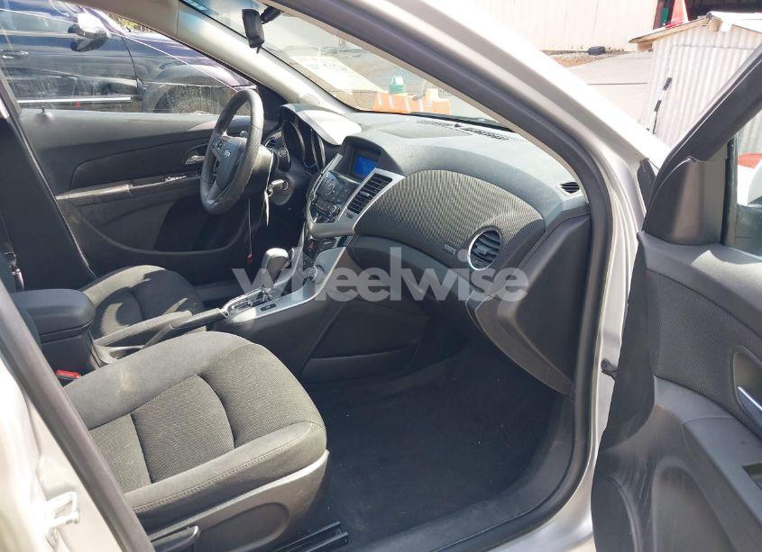 Photo 5 of 2016 Chevrolet Cruze LIMITED 1LT AUTO (VIN 1G1PE5SB8G7133076)