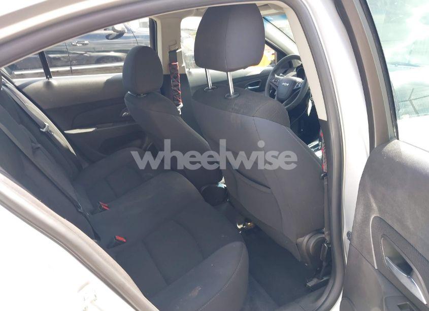 Photo 8 of 2016 Chevrolet Cruze LIMITED 1LT AUTO (VIN 1G1PE5SB8G7133076)