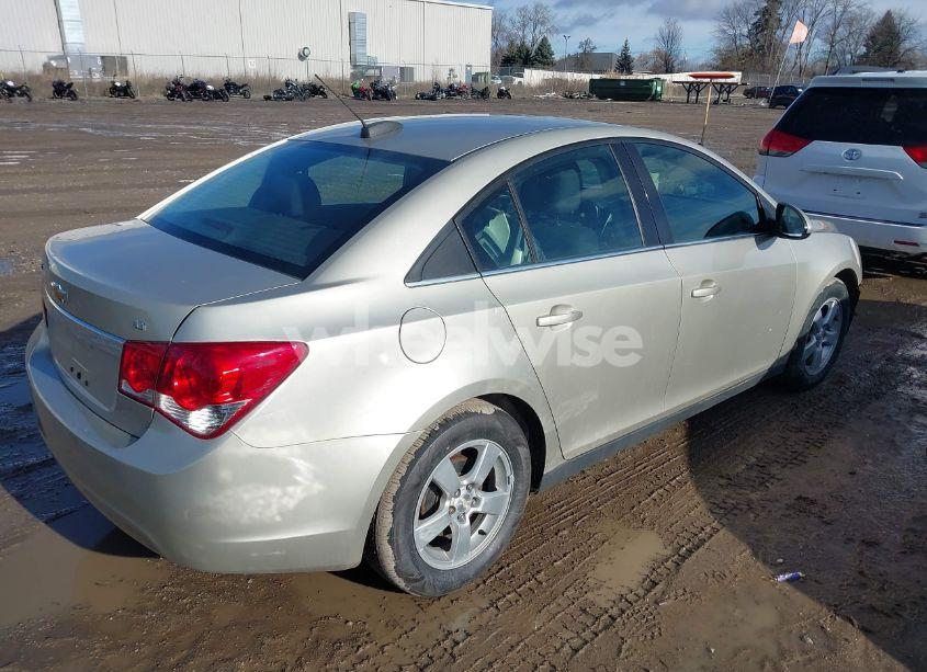 Photo 4 of 2016 Chevrolet Cruze LIMITED 1LT AUTO (VIN 1G1PE5SB8G7179944)