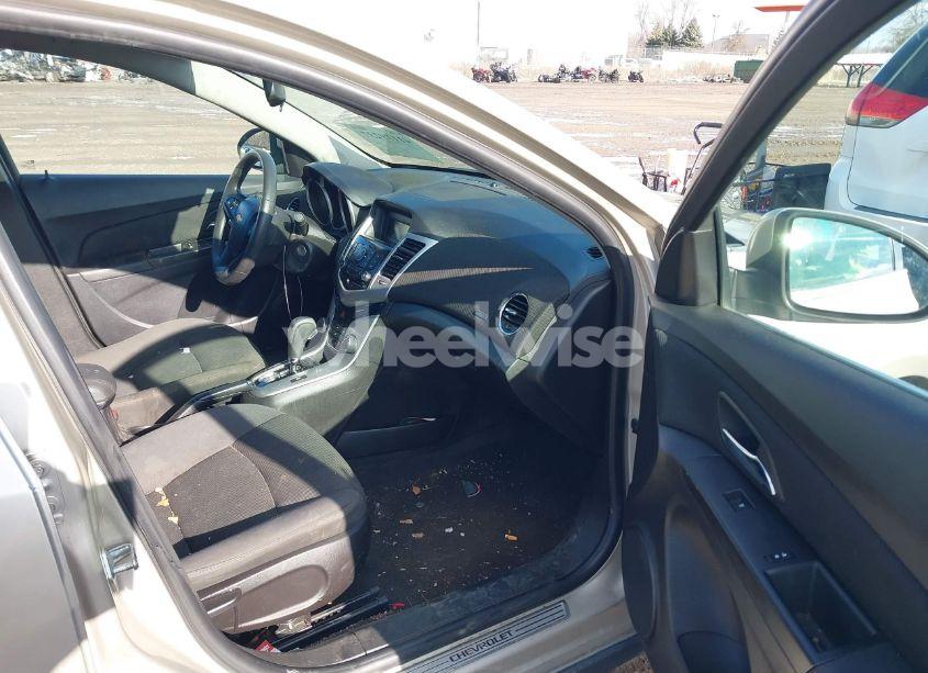 Photo 5 of 2016 Chevrolet Cruze LIMITED 1LT AUTO (VIN 1G1PE5SB8G7179944)
