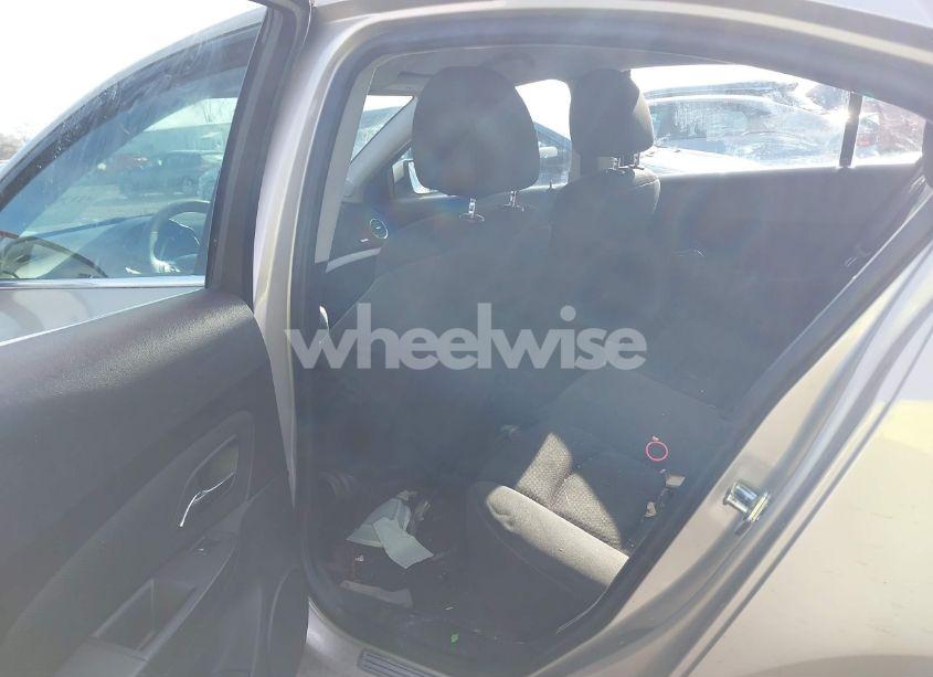 Photo 8 of 2016 Chevrolet Cruze LIMITED 1LT AUTO (VIN 1G1PE5SB8G7179944)