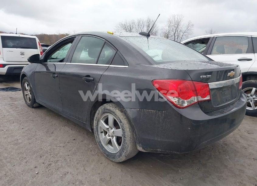 Photo 3 of 2016 Chevrolet Cruze LIMITED 1LT AUTO (VIN 1G1PE5SB8G7203921)
