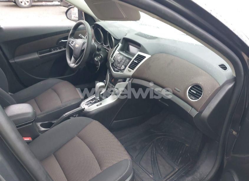 Photo 5 of 2016 Chevrolet Cruze LIMITED 1LT AUTO (VIN 1G1PE5SB8G7203921)